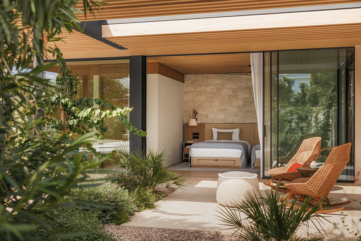 Topos residence — twin bedroom
